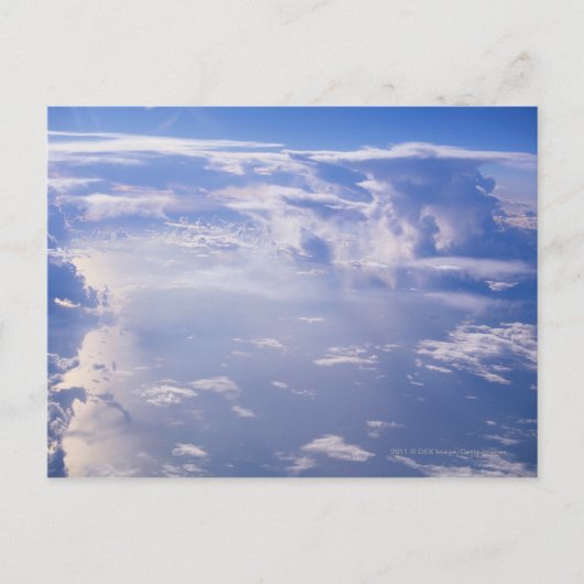 Uitzicht boven verspreide cloud briefkaart (Voorkant)