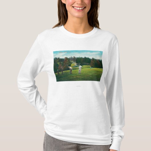 Uitzicht Golfer Over Klaar voor SwingOakland, CA T-shirt (Voorkant)