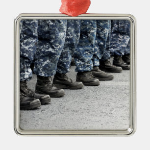 Uitzicht met een laag doorsnee zweefvliegtuig metalen ornament