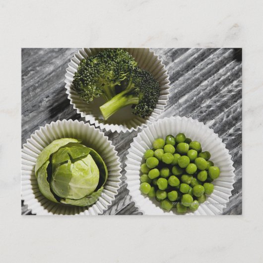 Uitzicht met hoge hoek in papierbekertjes briefkaart (Voorkant)