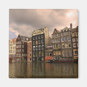 Uitzicht op de unieke architectuur en puntgevels magneet