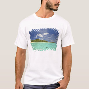 Uitzicht op Funadoo Island vanuit Funadovilligilli T-shirt