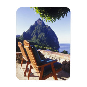 Uitzicht op Gros Piton vanuit Stonefield Estate Vi Magneet