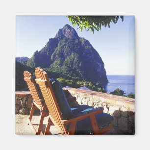 Uitzicht op Gros Piton vanuit Stonefield Estate Vi Magneet