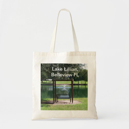 Uitzicht op het meer van een klein dorpje tote bag (Voorkant)