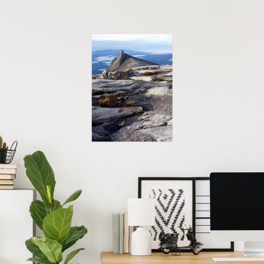 uitzicht op Mt Kinabalu Poster (Thuiskantoor)