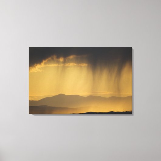 Uitzicht op opeenvolgende heuvels langs de bovenka canvas afdruk (Voorkant)