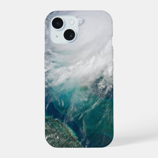 Uitzicht op orkaan Dorian. iPhone 15 Case (Achterkant)