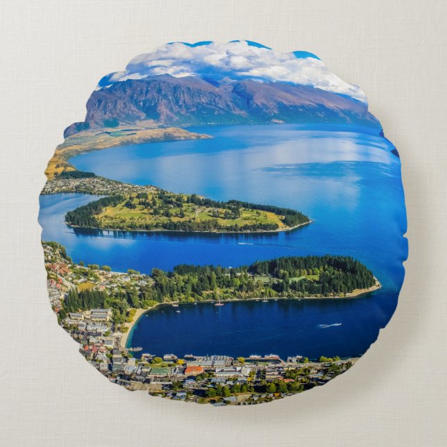 Uitzicht op Queenstown van Bob's Peak, Nieuw-Zeela Rond Kussen (Voorkant)