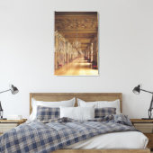 Uitzicht over de lengte van de Galerij van Francis Canvas Afdruk (Insitu (Slaapkamer))