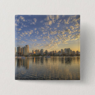 Uitzicht over False Creek op de skyline van Vierkante Button 5,1 Cm