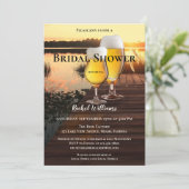 Uitzicht Sunset Beer Bridal Shower Invitation Kaart (Staand voorkant)