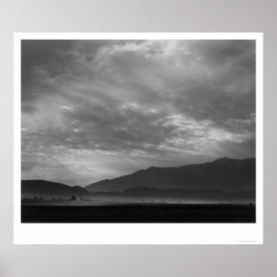 Uitzicht SW Over Manzanar, Dust Storm 1943 Poster