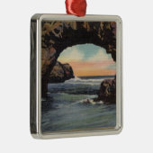 Uitzicht van Arch Rock langs West Cliff Drive Metalen Ornament (Rechts)