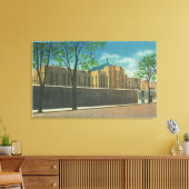 Uitzicht van binnenkomst in de gevangenis van Aubu Canvas Afdruk (Insitu (Woonkamer))