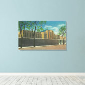 Uitzicht van binnenkomst in de gevangenis van Aubu Canvas Afdruk (Insitu (Houten vloer))