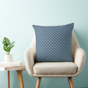 Uitzicht van blauwe jeans denim witte polka stippe kussen