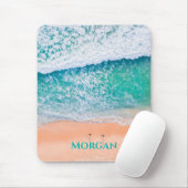 Uitzicht van Blauwgroen golven, mensen op strand, Muismat (Met muis)