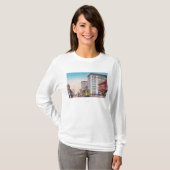 Uitzicht van Broadway met Street CarOakland, CA T-shirt (Voorkant volledig)