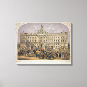 Uitzicht van Buckingham Palace met een Crowd Outsi Canvas Afdruk