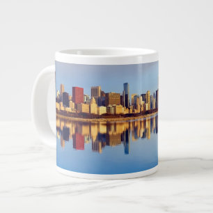 Uitzicht van Chicago skyline met reflectie Grote Koffiekop