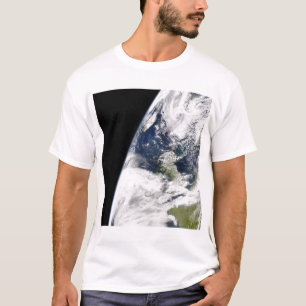 Uitzicht van de aarde vanuit de ruimte t-shirt
