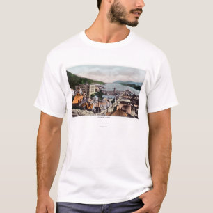 Uitzicht van de baai van de stad Ketchikan, AK T-shirt