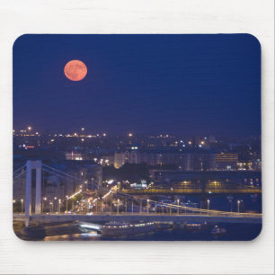 Uitzicht van de Basis van de Visserij naast Matyas Muismat