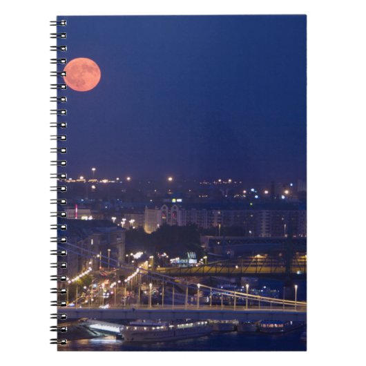 Uitzicht van de Basis van de Visserij naast Matyas Notitieboek (Voorkant)