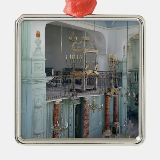 Uitzicht van de binnenplaats van de Cavaillon Metalen Ornament (Voorkant)