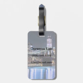 Uitzicht van de Brooklyn bridge-reflectie in New Y Bagagelabel (Achterkant verticaal)