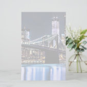 Uitzicht van de Brooklyn bridge-reflectie in New Y Briefpapier (Staand voorkant)
