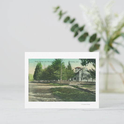 Uitzicht van de buitenkant van de middelbare schoo briefkaart (Staand voorkant)