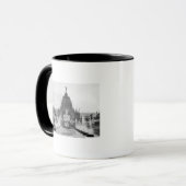 Uitzicht van de Centrale Dom en de fontein Mok (Voorkant links)