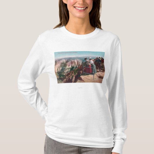 Uitzicht van de Fissures en Yosemite Valley T-shirt (Voorkant)