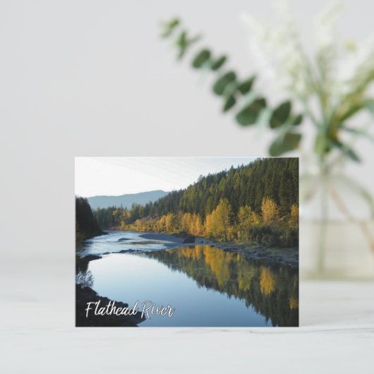 Uitzicht van de flathead met bergen en Herfst bome Briefkaart (Staand voorkant)