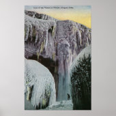 Uitzicht van de grot van de winden in de winter poster (Voorkant)