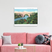 Uitzicht van de Herdenkingsbrug voor veteranen Canvas Afdruk (Insitu (Woonkamer))