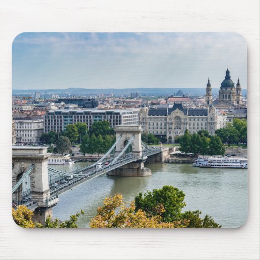 Uitzicht van de kettingbrug in Boedapest, Hongarij Muismat (Voorkant)