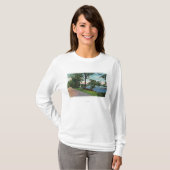 Uitzicht van de Lakeside Drive langs het Chautauqu T-shirt (Voorkant volledig)