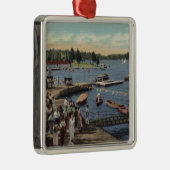 Uitzicht van de landing van het schip, badkuip metalen ornament (Rechts)