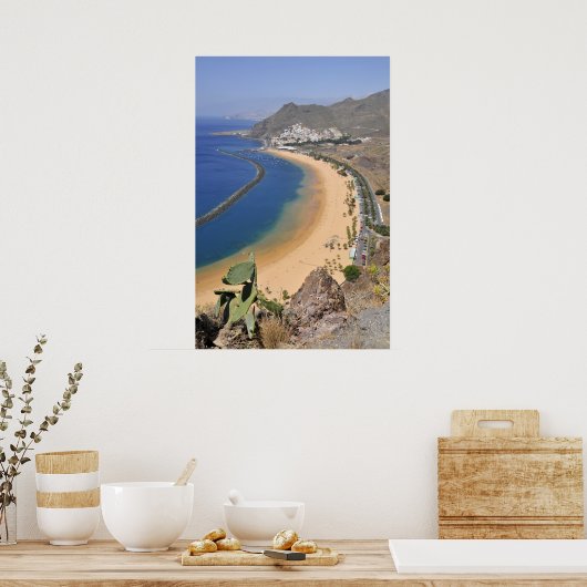 Uitzicht van de lucht op het strand van Tenerife Poster (Keuken)