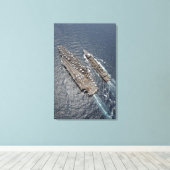 Uitzicht van de luchtvervoerder van vliegtuig USS  Canvas Afdruk (Insitu (Houten vloer))