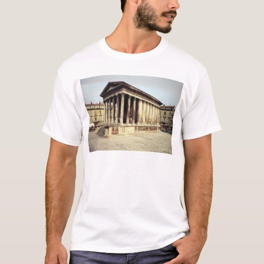 Uitzicht van de Maison Carree, c.19 BC T-shirt (Voorkant)