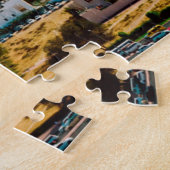 Uitzicht van de metrolijn en de wolkenkrabbers in legpuzzel (Zijkant)