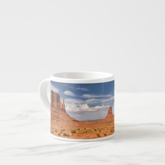 Uitzicht van de Mittens, Monument Valley Espresso Kop (Links)