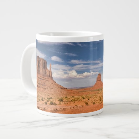 Uitzicht van de Mittens, Monument Valley Grote Koffiekop (Links)
