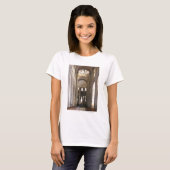 Uitzicht van de nave, c.1050 (foto) 2 t-shirt (Voorkant volledig)