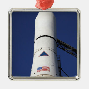 Uitzicht van de neuskegel van de delta IV-raket Metalen Ornament