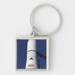 Uitzicht van de neuskegel van de delta IV-raket Sleutelhanger
